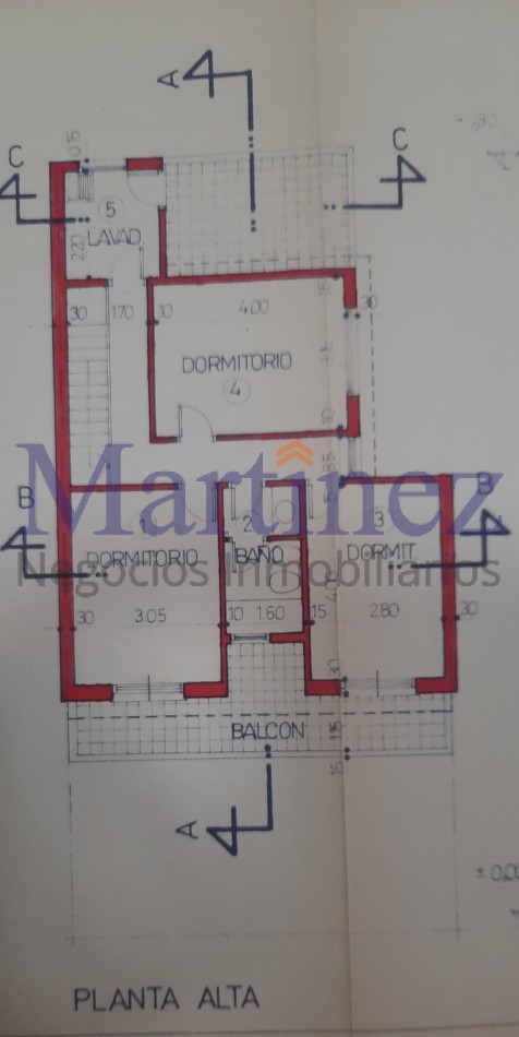 EN VENTA CASA FAMILIAR.