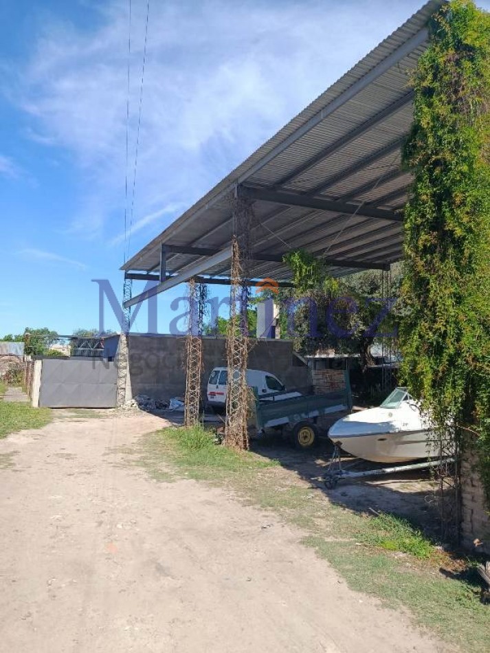 EN VENTA LOTE (interno) + GALPON (a terminar) 