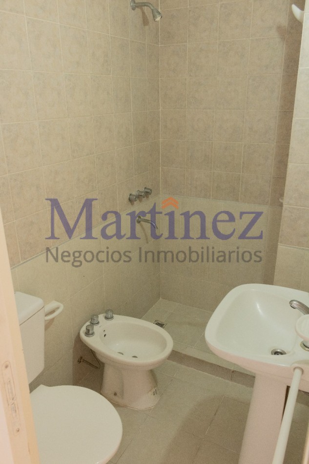 EN VENTA DEPARTAMENTO.