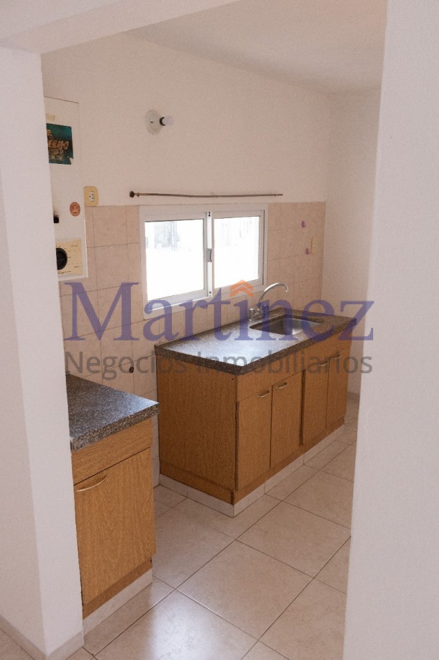 EN VENTA DEPARTAMENTO.